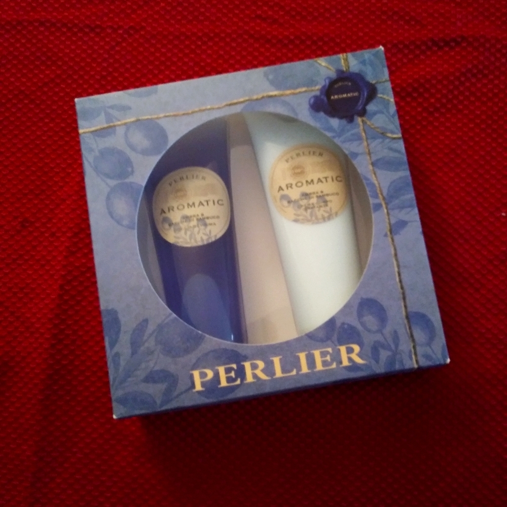 Amber & Elderberries Bath Set NIB